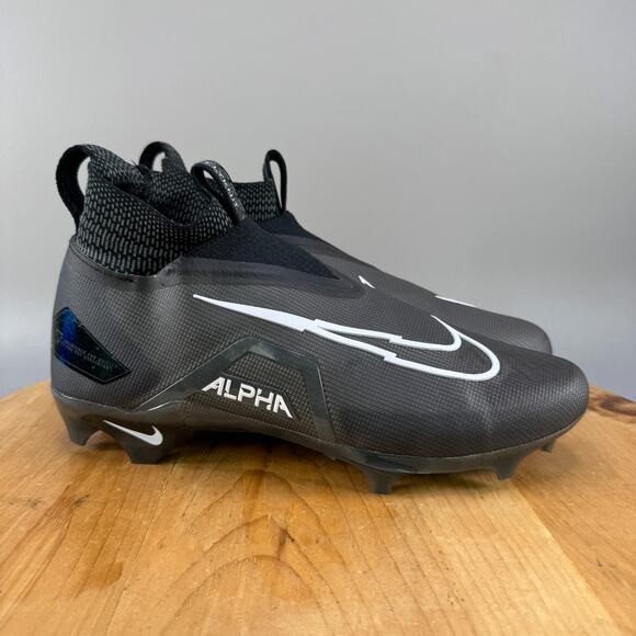 Nike Alpha Menace Elite 3 P Mens Size 12 Football Cleats Black DM1792-004 NEW - Picture 1 of 9
